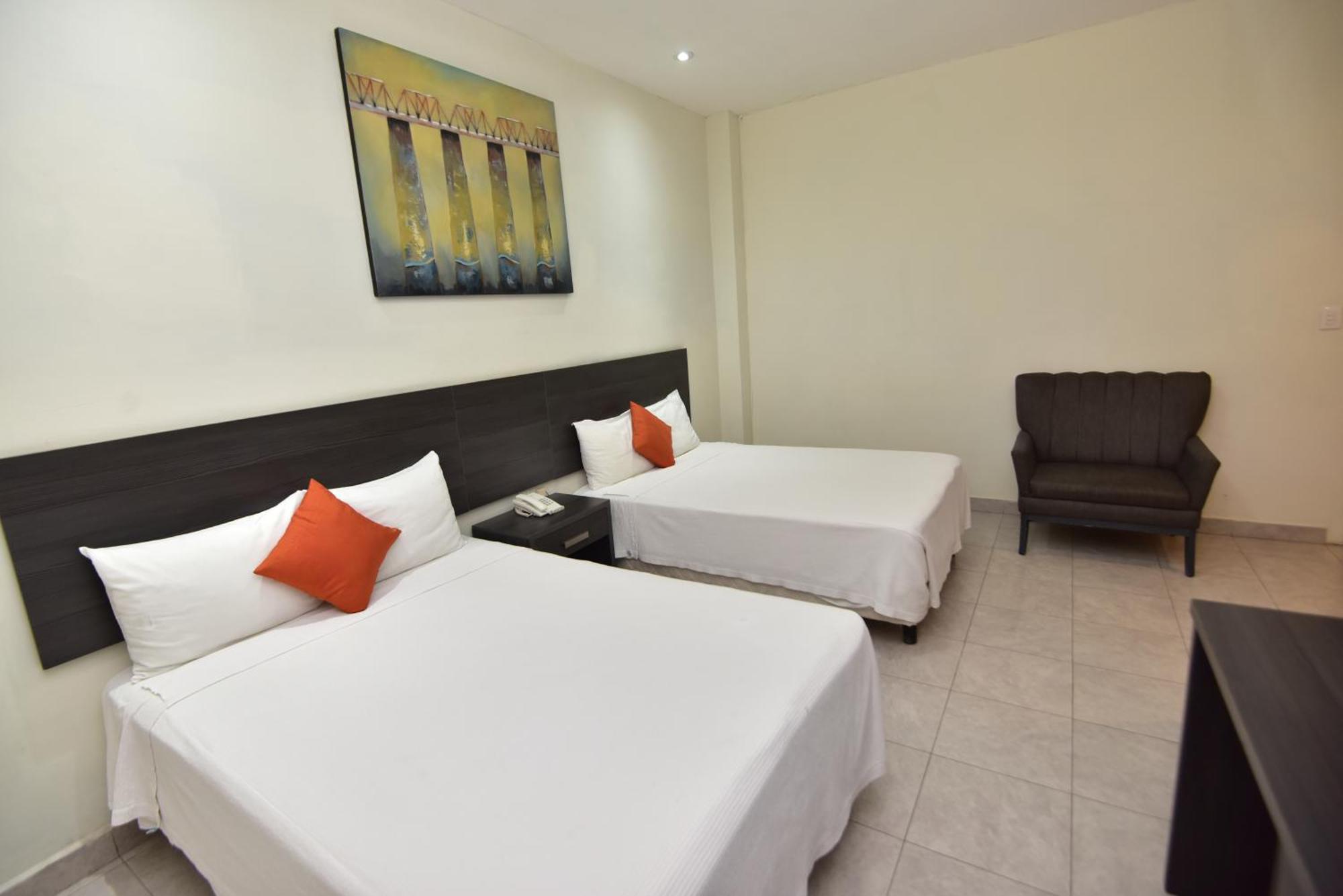 Hotel La Perla Torreón Exterior foto